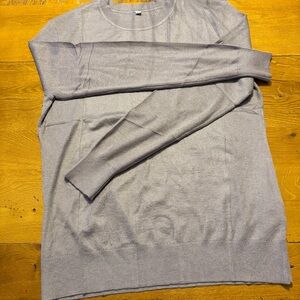 NWOT Classic women’s Crewneck Sweater, size L in light purple